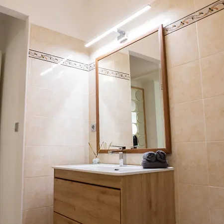Duplex Carre D'or Au Calme Sur Cour 100m De La
